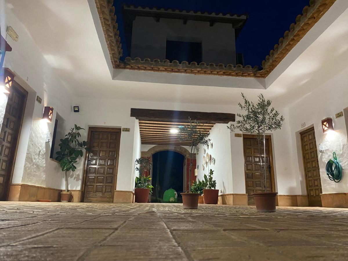 Apartamentos Turisticos - Hostal Los Alisos Aliseda Extérieur photo