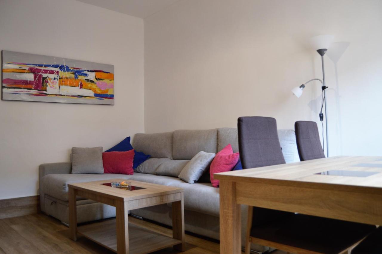 Apartamentos Turisticos - Hostal Los Alisos Aliseda Extérieur photo